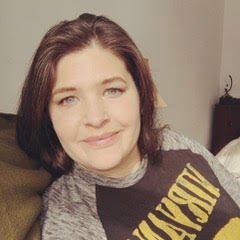 Amber Smith, 200 Fingers and Toes